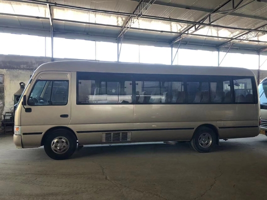Bus di Hiace del bus del sottobicchiere di Toyota utilizzato 30 sedili con il motore diesel
