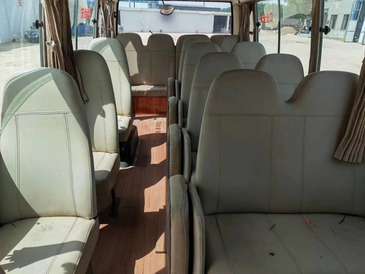 2017 bus del sottobicchiere di Toyota utilizzato di anno 29 sedili con il motore diesel 1Hz con la porta di piegatura