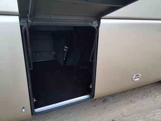 I sedili Yutong usato Zk6118 da 2013 anni 47 non trasporta con la doppia porta del condizionatore d'aria incidente