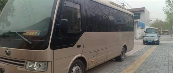 Vettura High Efficiency della seconda mano del bus di Yutong utilizzata National Express 28 sedili 100km/H