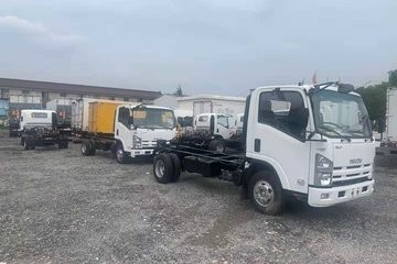 Carico usato di ISUZU Lorry Truck Multi Leaf Springs dei veicoli leggeri 10 tonnellate della guida a sinistra della luce di camion del carico