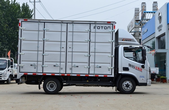 Foton Cargo Used Light Duty Trucks 4,14 Meter Long Box Doppio pneumatici posteriori
