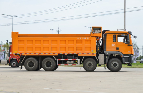Usato 8*4 Dump Truck in vendita Shacman 430hp Motore a GNC M3000S 11 metri di lunghezza A/C
