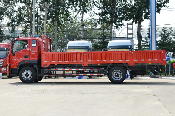 Chassis di camion da carico da 10 tonnellate 4*2 doppi pneumatici posteriori Euro 3 Motore Cummins 5150 passo