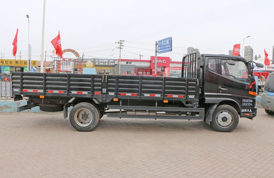 Nuovo camion leggero di carico Nero Colore 145 CV Motore diesel carico 8 tonnellate Single e mezzo cabina