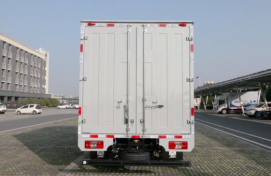 Camion leggero usato JAC 4,2 metri Van Box doppia porta Single Row Cab con letto