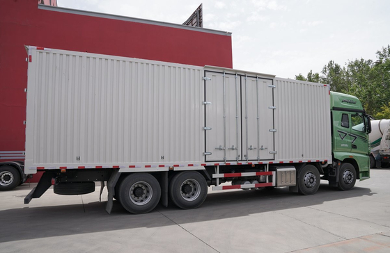 12 ruote Cargo Truck 8×4 Motore diesel 560 CV FAW Camion camion Van Box 20 tonnellate Capacità