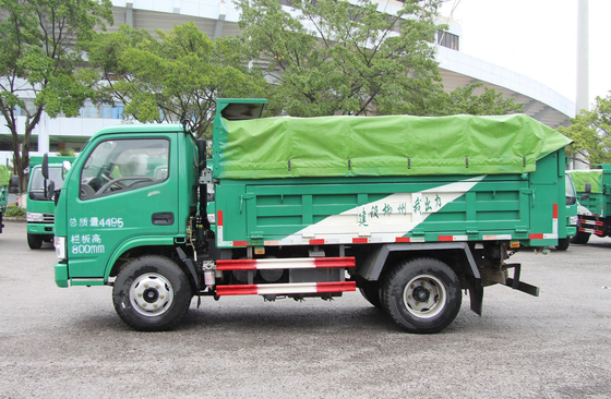 Camion usato 4*2 Dongfeng Piccolo Camion spazzatura Colore verde Manuale della cabina a fila singola