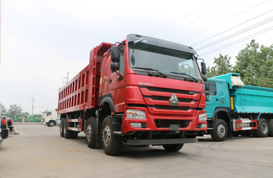 Sino Howo Dump Truck 76 Flat Cabin 8*4 Tipper Truck 30-50 tonnellate carica 12 pneumatici LHD&amp;RHD