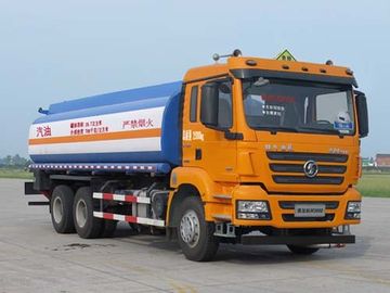 Il modo dell'azionamento 6×4 ha utilizzato i camion dell'olio, il volume usato dei serbatoi di combustibile del camion il M3 19,7