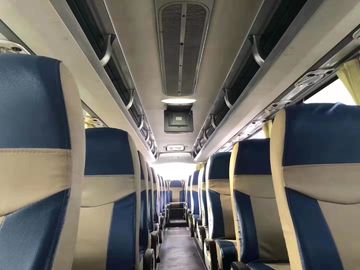 Uno e modello commerciale di Yutong Zk6127 del bus usato mezza piattaforma i sedili da 2011 anno 59