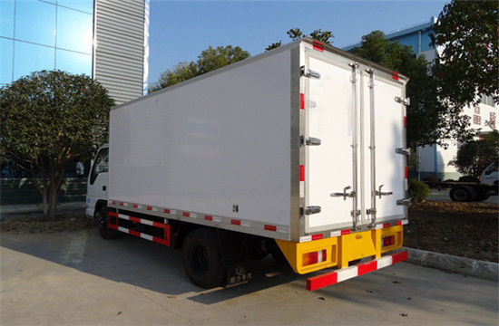 2 la porta 100P 72kw 98km/H diesel ha refrigerato la Multi-marca medica del Multi-modello dei materiali del camion