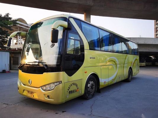 La buona condizione usata di Bus Left Steering della vettura con i sedili di modello XML6102 45 dell'euro III di CA ha usato Dragon Bus dorato