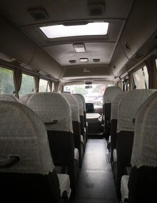 Una benzina di 2017 sedili di anno 23 ha utilizzato il sottobicchiere che di Toyota il bus ha usato Mini Coach Bus