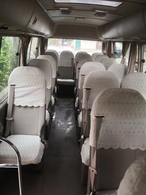 Guida a sinistra bassa usata 2017 di chilometro dei sedili di Toyota 23 del bus del sottobicchiere