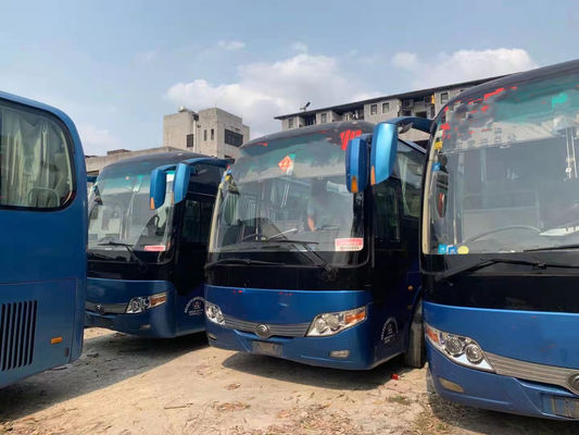 Il bus utilizzato ZK6107 di Yutong ha usato porte dei sedili del bus 41 del passeggero le doppie usate chilometro basso di Bus Steel Chiassis della vettura
