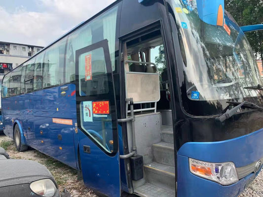 Il bus utilizzato ZK6107 di Yutong ha usato porte dei sedili del bus 41 del passeggero le doppie usate chilometro basso di Bus Steel Chiassis della vettura