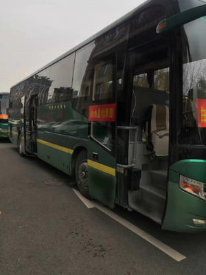 2019 l'azionamento di Bus Left Hand della vettura di Yutong usato di anno 49 sedili trasporta il bus posteriore del motore