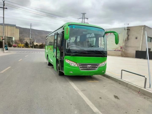 Il bus ZK6842D di Yutong utilizzato 37 sedili ha utilizzato la vettura Bus LHD che dirige i motori diesel