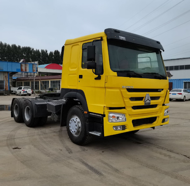 HOWO ha utilizzato il trattore originale dell'autoarticolato 6*4 del motore di Weichai della testa del camion del trattore