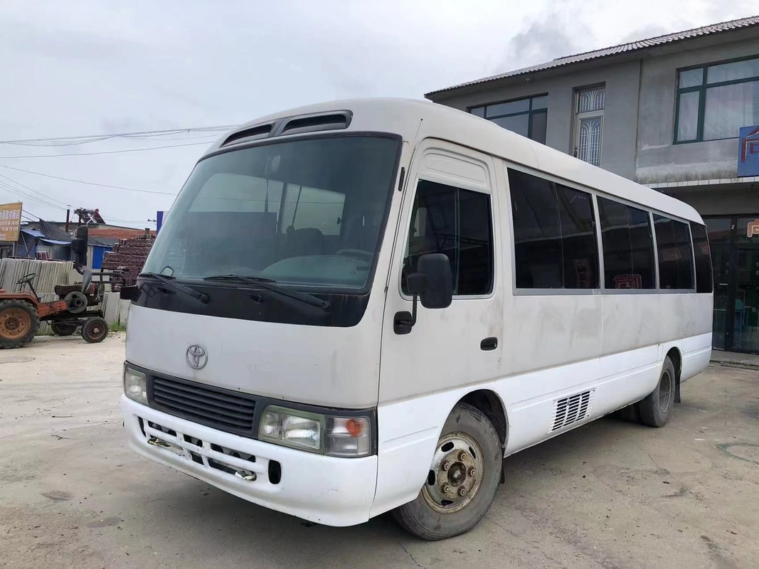 La guida a sinistra ha utilizzato il bus di Front Engine 30 Seat del bus del sottobicchiere di Toyota per l'affare
