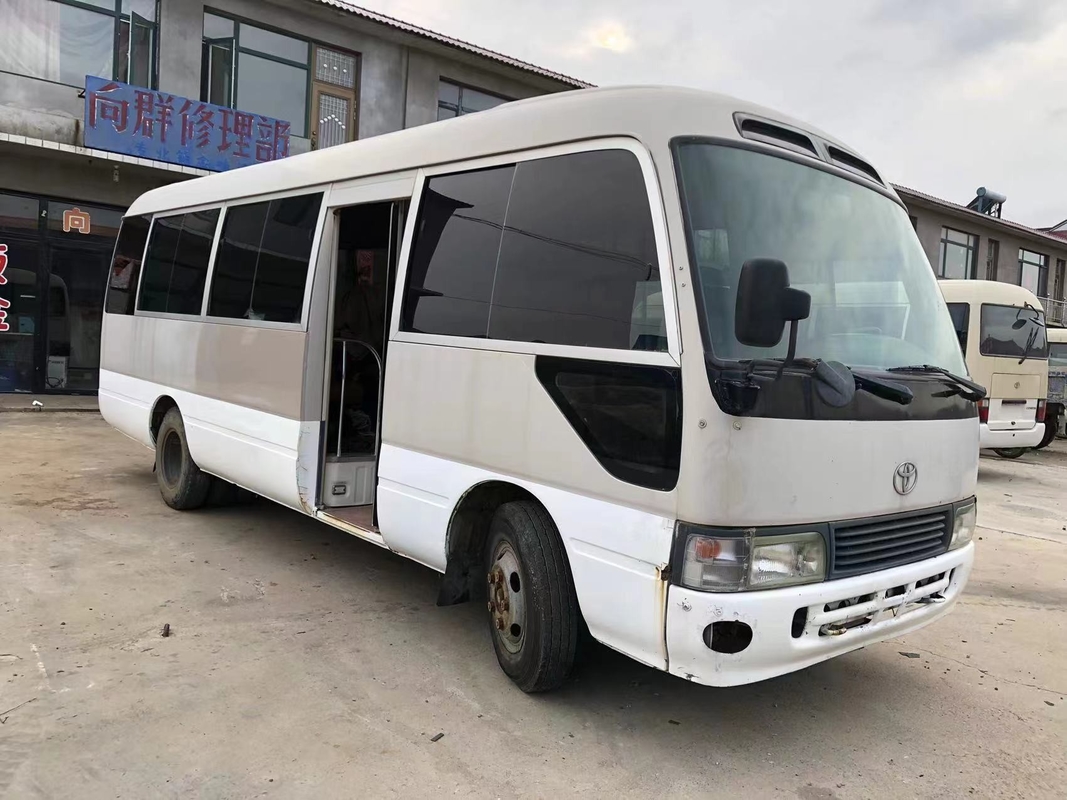 La guida a sinistra ha utilizzato il bus di Front Engine 30 Seat del bus del sottobicchiere di Toyota per l'affare
