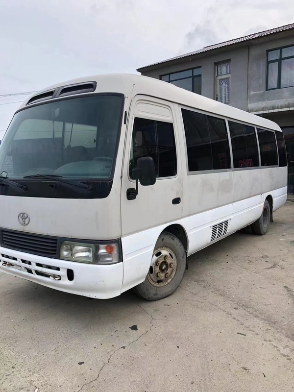 La guida a sinistra ha utilizzato il bus di Front Engine 30 Seat del bus del sottobicchiere di Toyota per l'affare