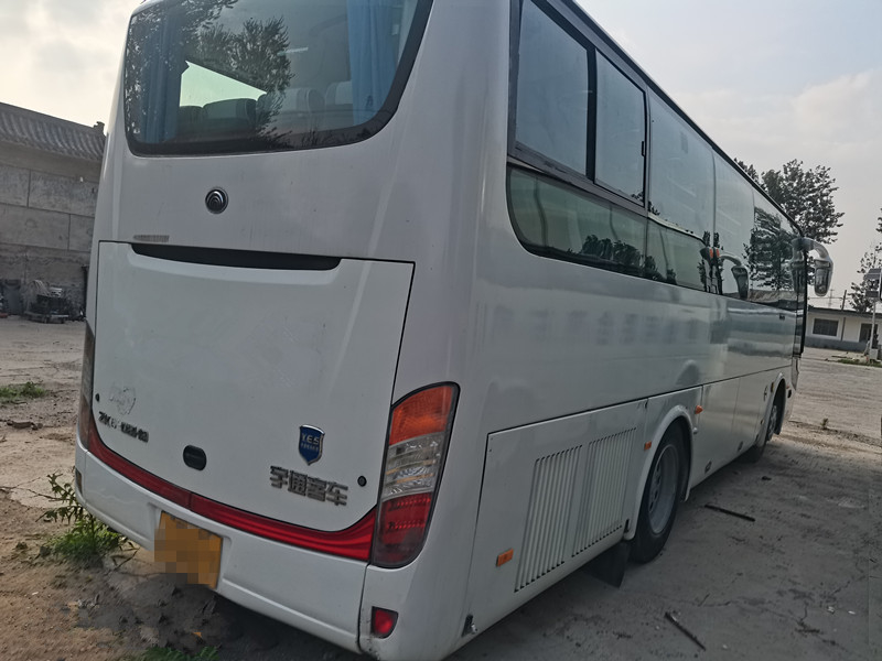 39 bus di Yutong utilizzato dei sedili ZK6908 per trasporto che dirige i motori diesel di LHD