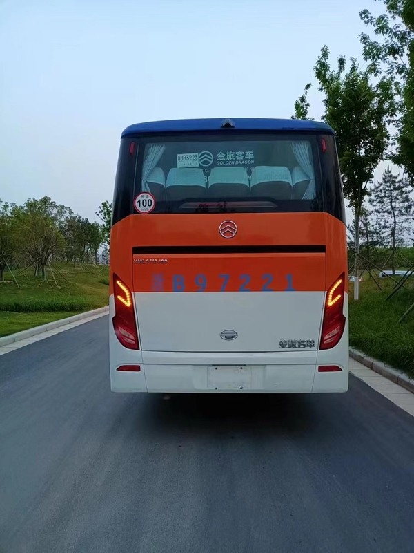 Un euro IV di 51 dei sedili di Rhd della parte posteriore della vettura usato motore porta di Buses Golden Dragon XML6113 due