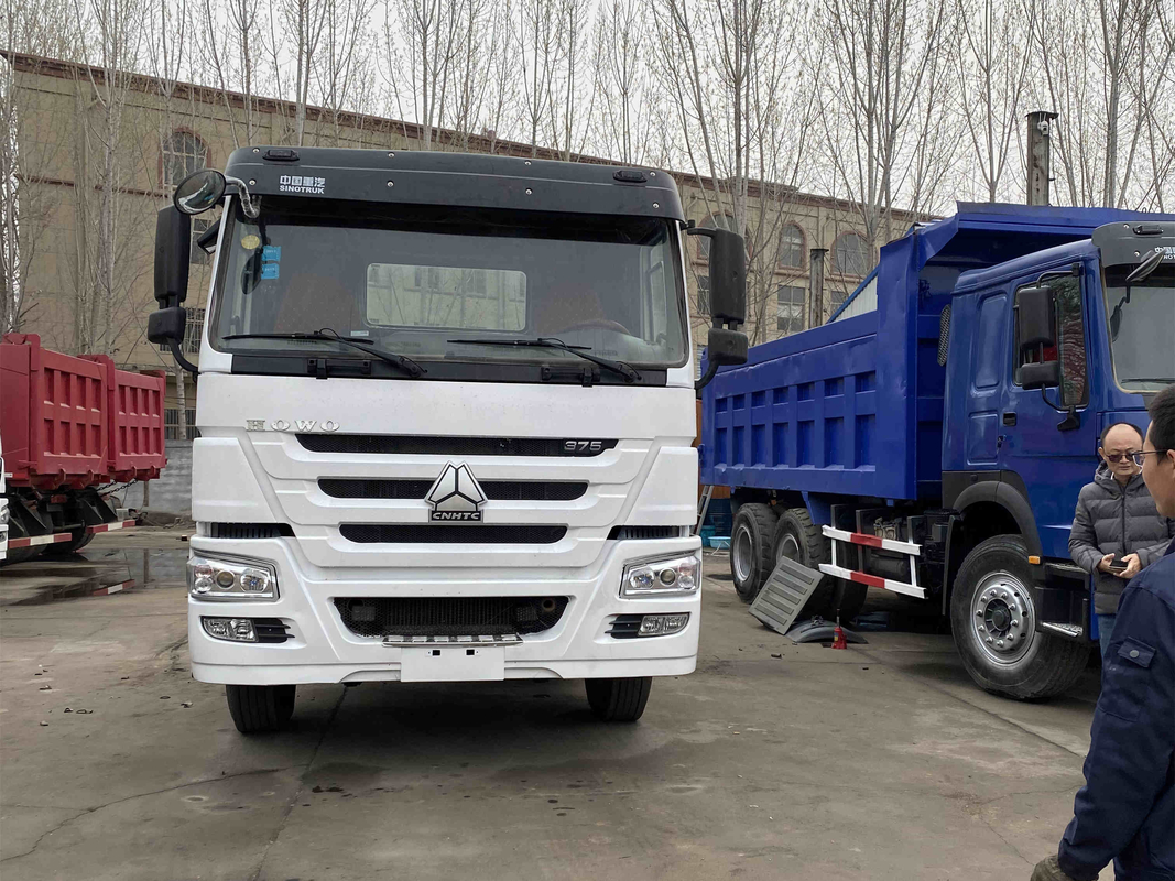HOWO ha usato la guida a sinistra 375/371hp 2019-2020 del camion 6*4 del trattore