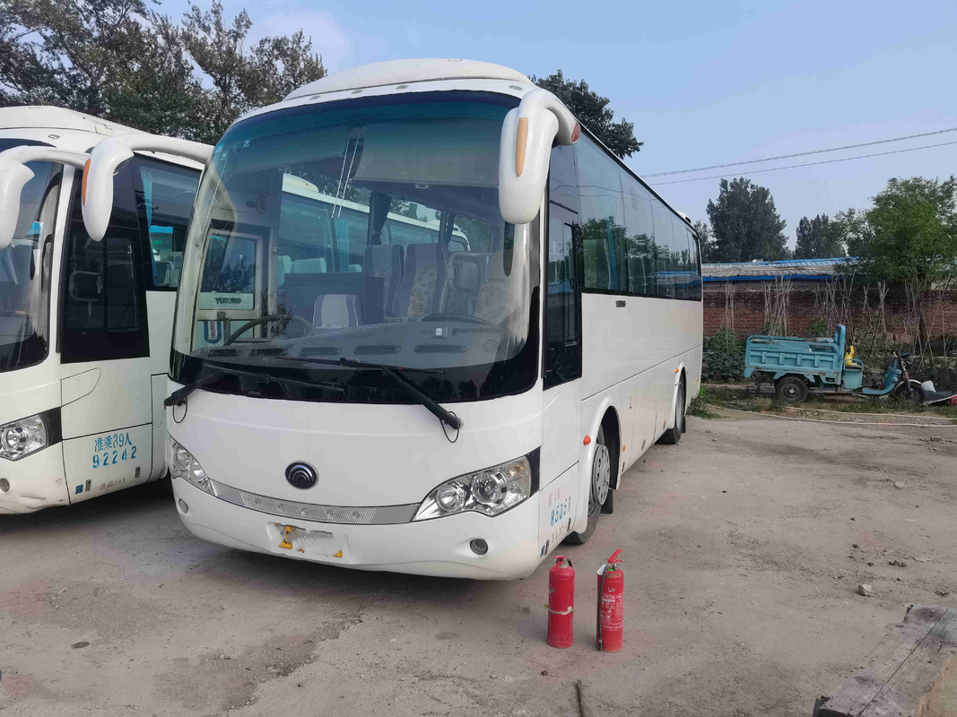 La Cina Yutong ha usato la sospensione della primavera di piatto del motore della vettura di passeggero del bus di giro ZK6908 39seats 180kw Yuchai