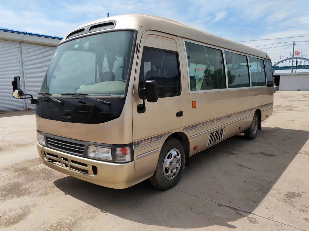 2017 bus del sottobicchiere di Toyota utilizzato di anno 29 sedili con il motore diesel 1Hz con la porta di piegatura