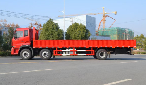 2 recinto potente Trailers Truck del doppio del camion 420hp del carico dell'euro Ii Howo del camion del carico dei furgoni