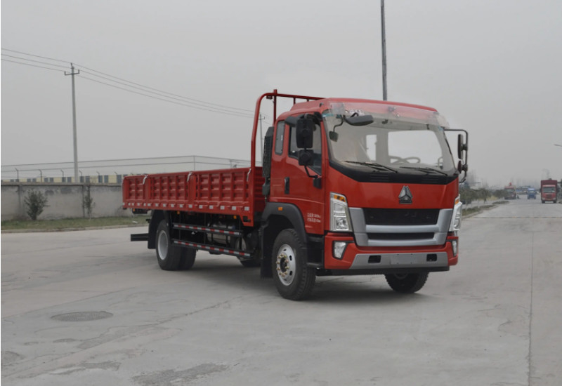 2 recinto potente Trailers Truck del doppio del camion 420hp del carico dell'euro Ii Howo del camion del carico dei furgoni