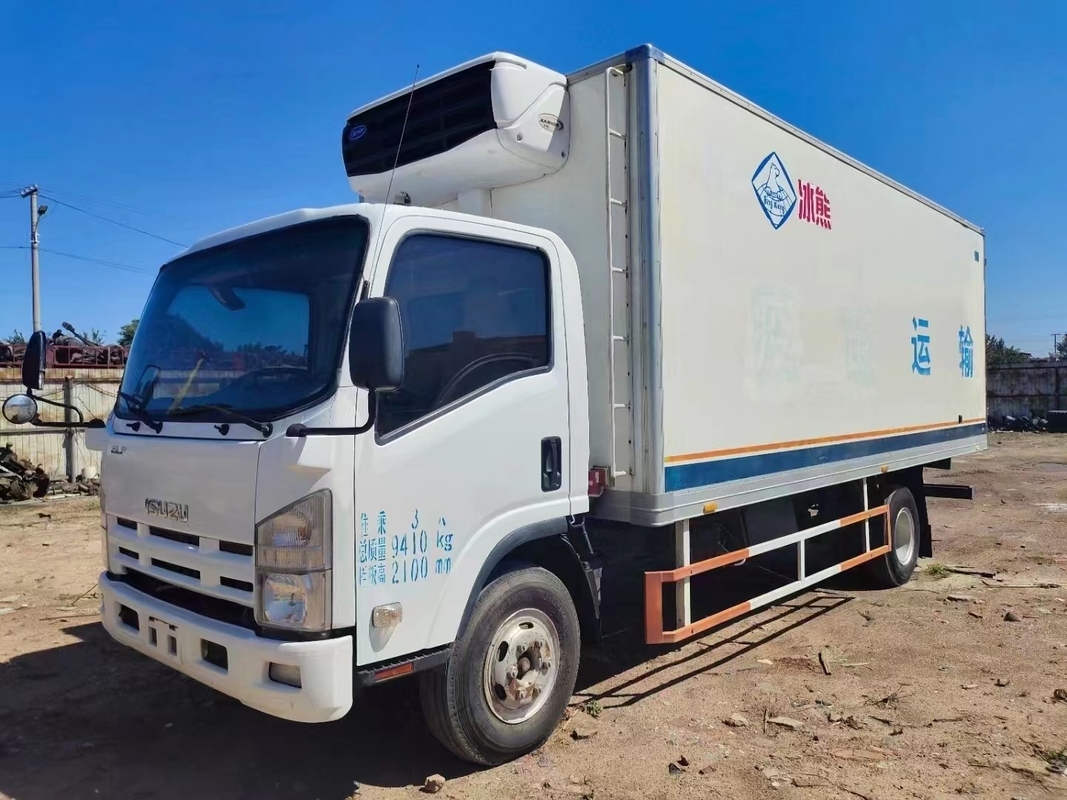 ISUZU Refrigerated Van 130P 89kw ha utilizzato il veicolo di trasporto della catena del freddo del veicolo 98km/H diesel
