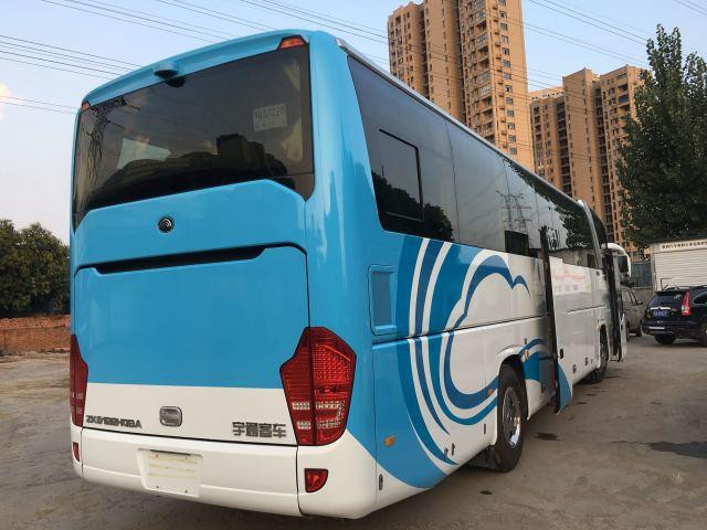 Zk6122 LHD ha usato Yutong trasporta un motore diesel 125km/H Max Speed di 2015 sedili di anno 50