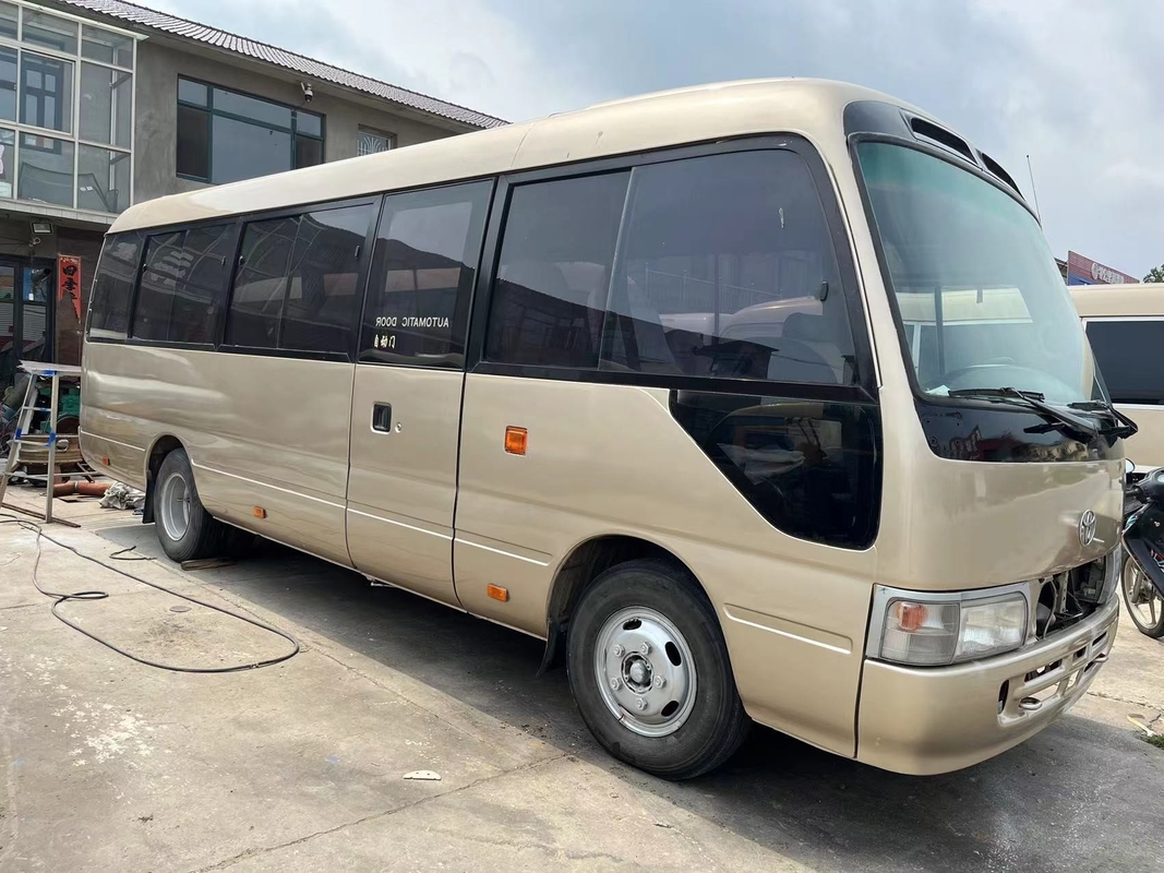 2013 bus del sottobicchiere di Toyota utilizzato di anno 23 sedili con la nuova pittura del motore diesel 1Hz
