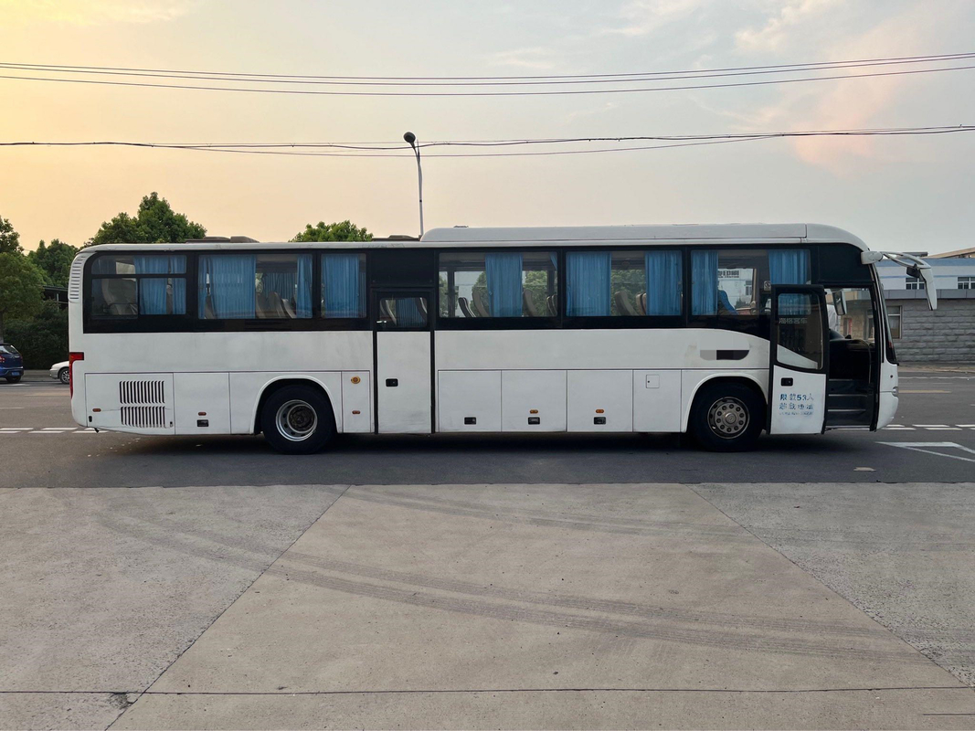 Marca della sospensione dell'aria il più alta ha utilizzato motore diesel KLQ6129 delle porte Wp.7 di Bus 53 Seater della vettura il doppio