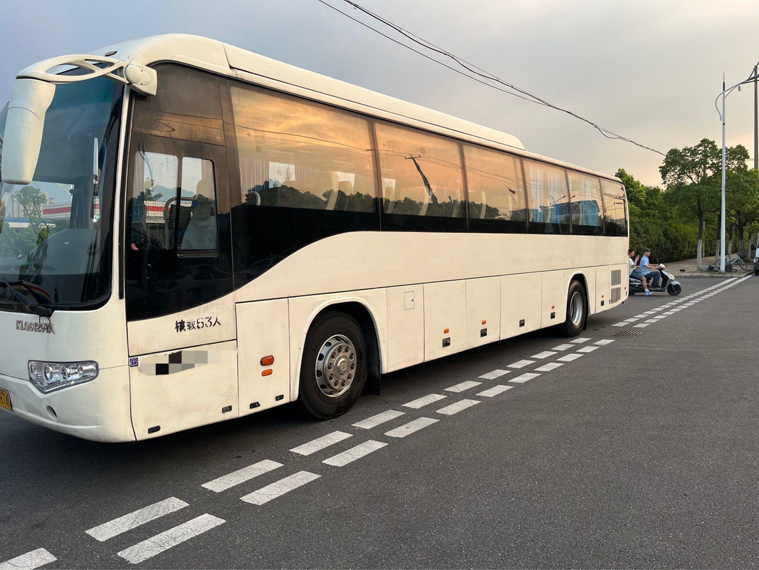Marca della sospensione dell'aria il più alta ha utilizzato motore diesel KLQ6129 delle porte Wp.7 di Bus 53 Seater della vettura il doppio