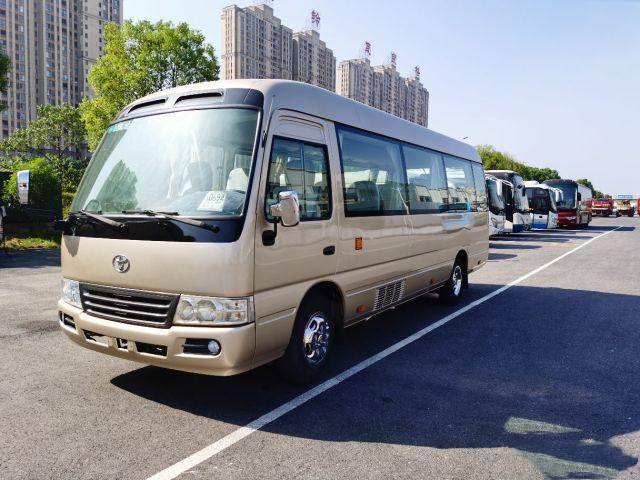 Bus Mini Bus Toyota Brand giapponese 29seats 2TR del sottobicchiere utilizzato guida a sinistra