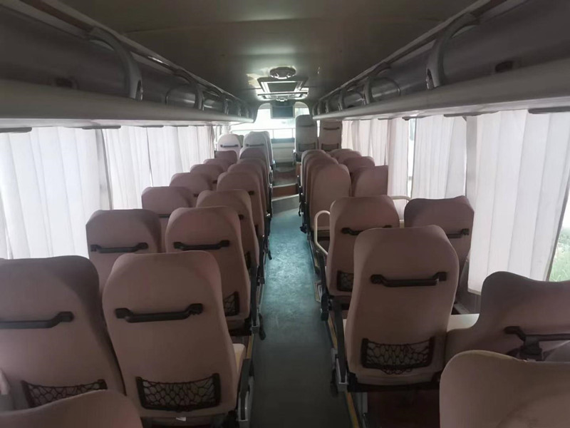I sedili Yutong usato Zk6118 da 2013 anni 47 non trasporta con la doppia porta del condizionatore d'aria incidente