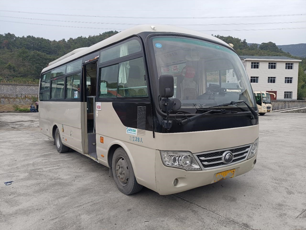 La porta di piegatura del bus ZK6729D 130hp di Mini Tour Coach Used Yutong 28seater ha lasciato la direzione