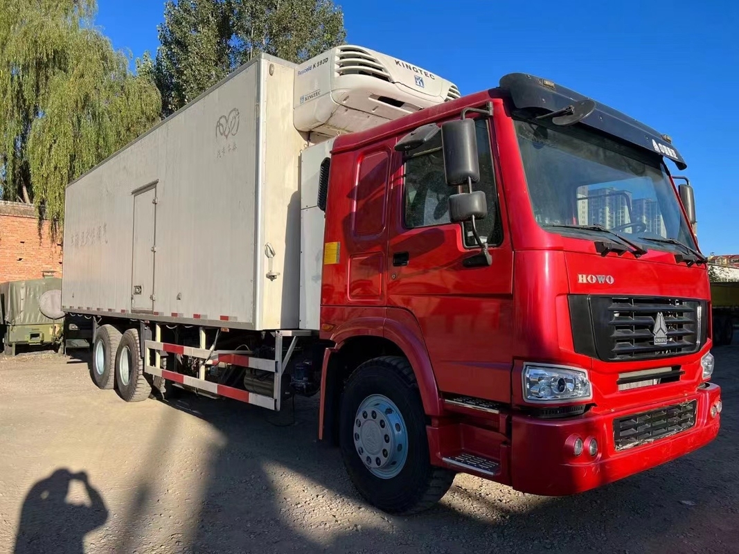 Camion del contenitore refrigerato congelatore del camion del frigorifero utilizzato 6*4 delle ruote di HOWO 10 da vendere