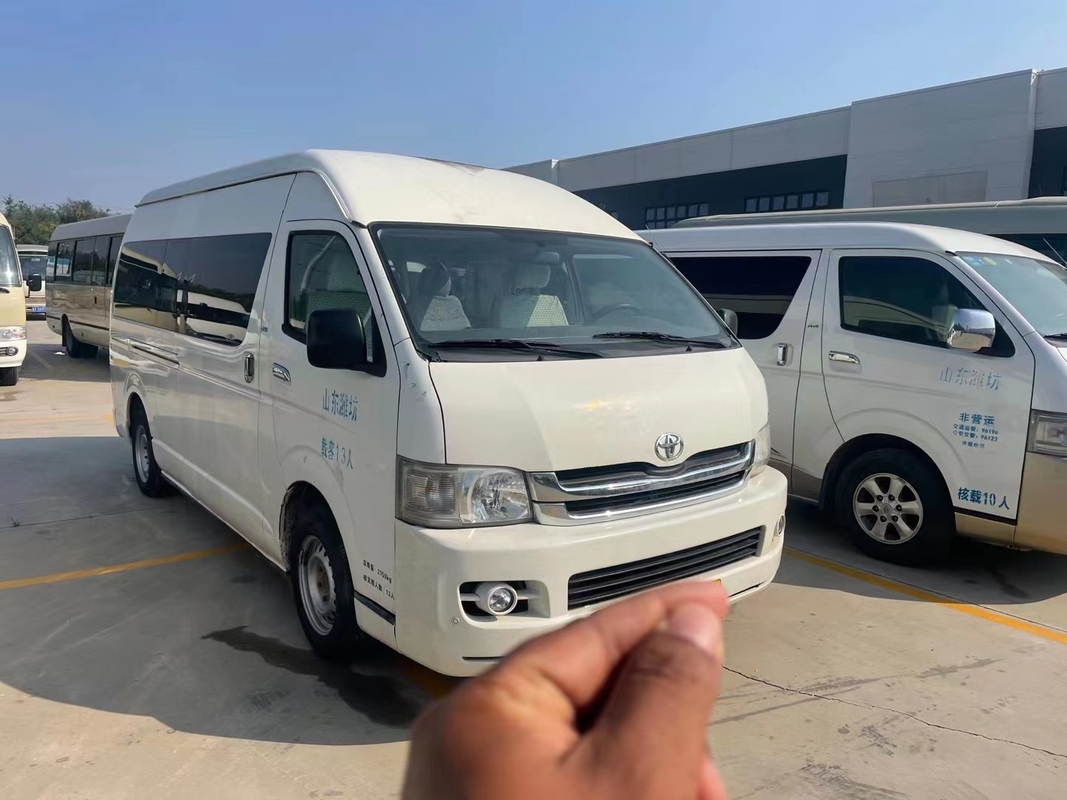 2017 trasmissione manuale usata di Toyota Hiace Mini Bus With Front Engine di anno 13 sedili