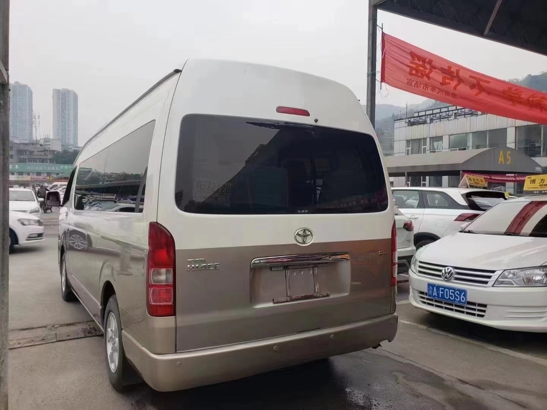 Mini Bus Usato Anno 2018 13 Posti Con Motore Anteriore Toyota Hiace Bus Con Tetto Alto