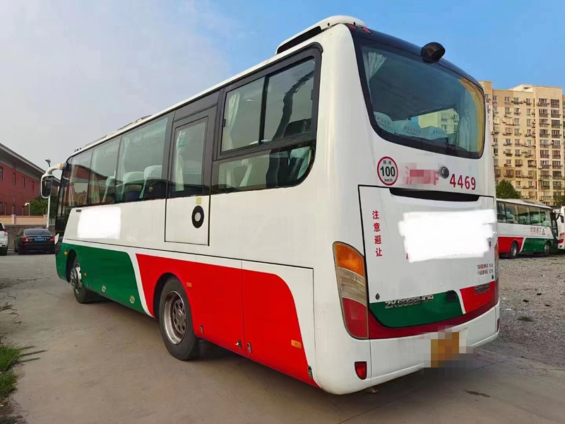 2015 motori diesel del bus della vettura del bus ZK6888 di Yutong utilizzati Seater di anno 37 per trasporto
