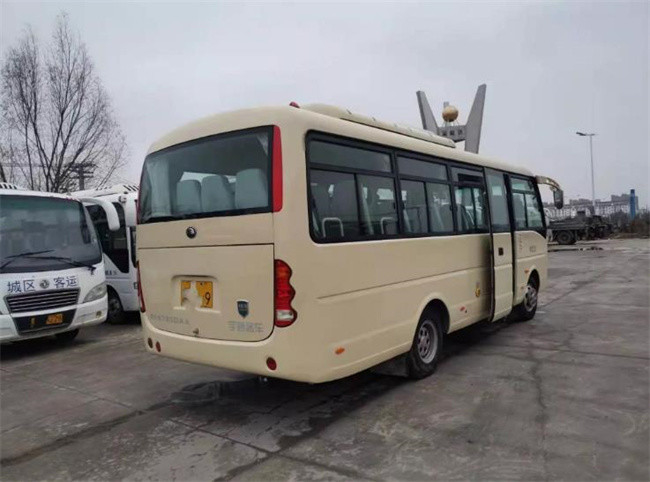 Vettura High Efficiency della seconda mano del bus di Yutong utilizzata National Express 28 sedili 100km/H
