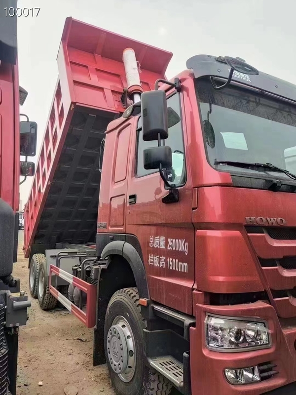 HOWO Tipper Truck nuovissima 6*4 400hp un cino camion da 2023 anni