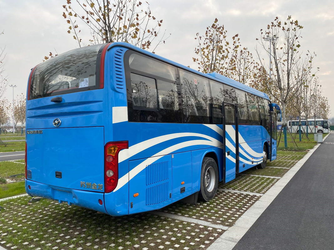 Disposizione usata 49 del bus 2+2 della chiesa - il bus di 51 Seater con i sedili di cuoio di CA prepara Buses