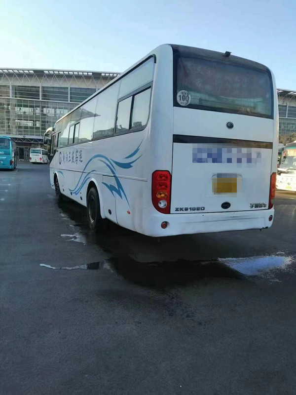 Il bus di navetta utilizzato i sedili ZK6102D da 2014 anni 44 ha utilizzato i bus e le vetture con Front Engine